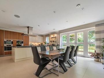 6 Bedroom Detached House For Sale In Totteridge