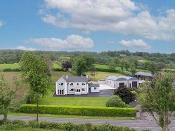 6 Bedroom House Enniskillen County Fermanagh BT93 7DF...