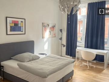 6 Zimmer Wohnung zur Miete in Frankfurt am Main