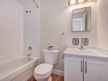 6th Street Apartments 1 Bedroom Apartment for Rent at...