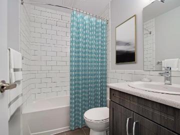 7170 Darcel Avenue 2 Bedroom Apartment for Rent at 7170...