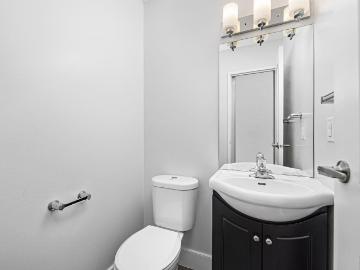 7280 Darcel Avenue 2 Bedroom Apartment for Rent at 7280...
