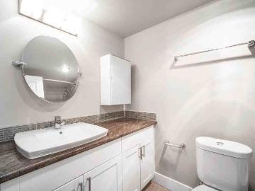 737 Carnarvon Street 1 Bedroom Apartment for Rent at 737...