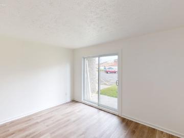 759 rue Bussière 2 Bedroom Apartment for Rent at 759 Rue...
