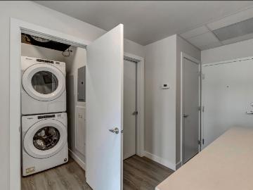 7777 Macleod Trail Southwest 1 Bedroom Apartment for...