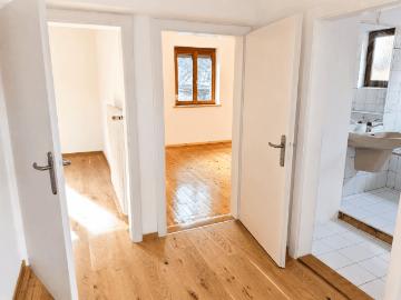 790€ inkl. Strom/Heizung: Helle 2 Zi Wohnung mit XXL...