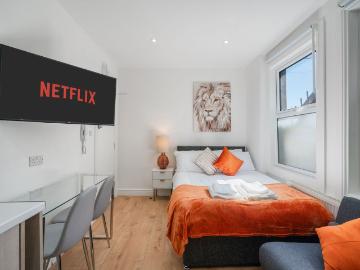 83 Mitcham Road SW17, 1 bed flat to rent, £1,650 pcm |...