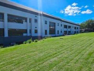 868sqm office to lease in waterfall.
