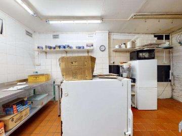 8 bed property for sale