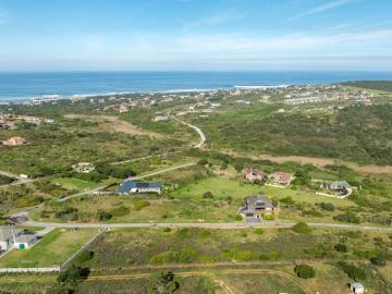 924 m² Land available in Forest Downs