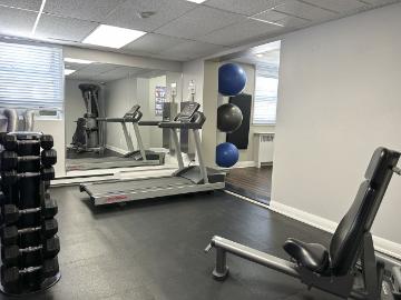 939 Western 1 Bedroom Apartment for Rent at 939 Western...
