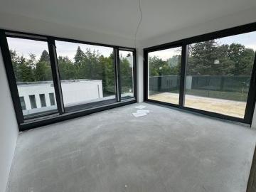9778 LUXUS 1 OG 5 Zi. Wohnung hochwertige ETW in FFM...