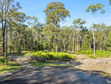 9.1 Acres of Coastal Potential in Beautiful Meringo