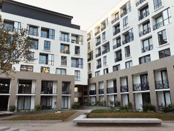 0.5 Bedroom Apartment To Let in Rosebank