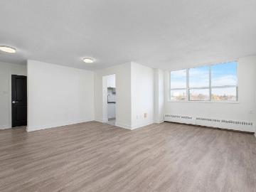 100 Dundas Street East 1 Bedroom Apartment for Rent at...