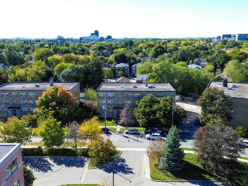 10 & 14 Saranac Blvd & 3 Drexel Rd 1 Bedroom Apartment...