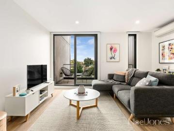 110/121 Barkers Rd, KEW VIC 3101 Noel Jones