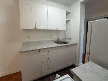125 Somerset St. W. 1 Bedroom Apartment for Rent at 125...