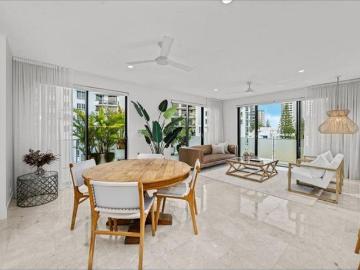 1/2 Floor Executive Apt Fully Furnished Residence