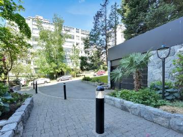 1320 Bute Street Studio Apartment for Rent at 1320 Bute...