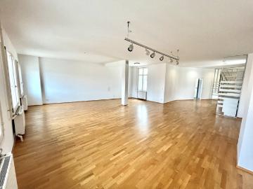 133 m² LOFT Wohnung in schönem Altbau mit neuer Küche in...