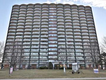 135 Fenelon Drive Toronto 3 Bedroom Apartment for Rent...