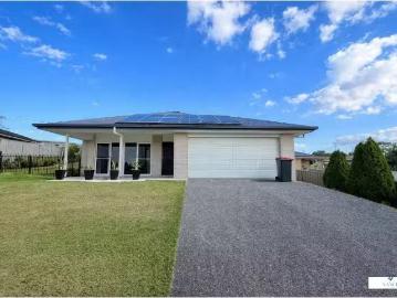 17 Rowe Drive, Macksville House for rent Listed by Jen...