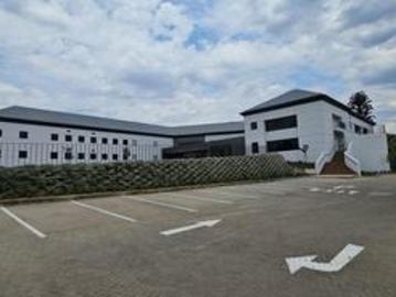 1400sqm a grade offices to let in vo.