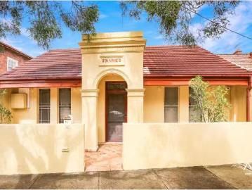 1/40 Carlton Crescent, Summer Hill Apartment for rent...