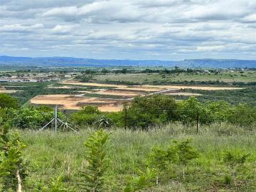 16.5 ha Farm in Lynnfield Park