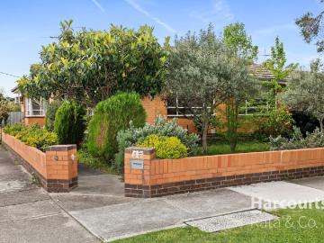 16 Heyington Avenue, Thomastown, VIC 3074