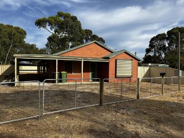 16 Mitchell RoadPreston Beach WA 6215, Australia