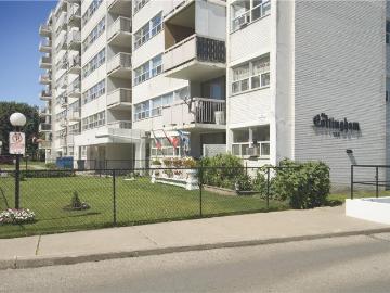 186 Church Street, East 2 Bedroom Apartment for Rent at...