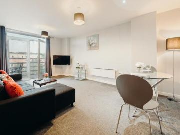 1 Bed Flat, Anchorpoint, S2