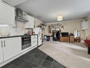 1 bed flat for sale