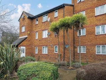 1 bed flat for sale