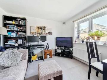 1 bed flat for sale