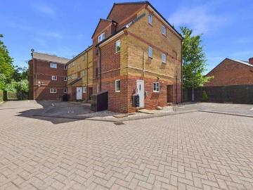 1 bed flat for sale