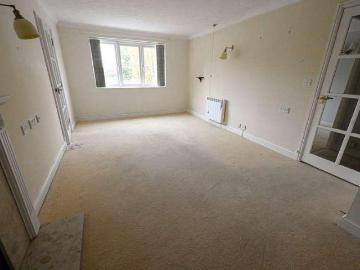 1 bed flat for sale