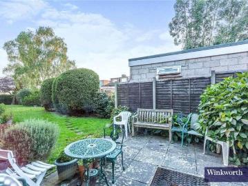 1 bed flat for sale