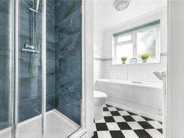 1 bed flat for sale