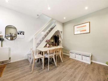 1 bed house for sale