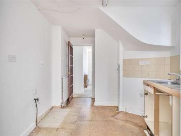 1 bed house for sale