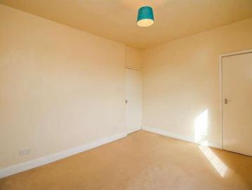 1 bed house for sale