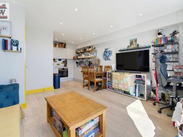 1 bed house for sale