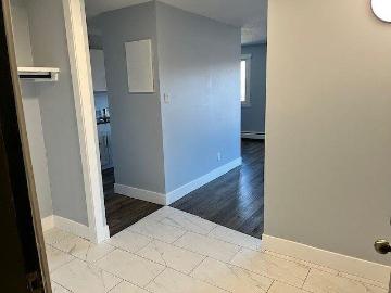 1 Bedroom Condo for Rent at 10335 10335 117 Street...