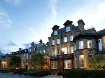 1 Bedroom Apartment For Sale In Richmond, Surrey