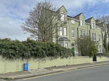 1 Bedroom Apartment For Sale In 30 Hawarden Avenue