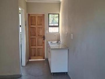 1 Bedroom Apartment in Grobler Park