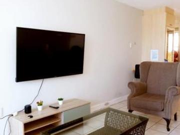 1 Bedroom Apartment in Humewood